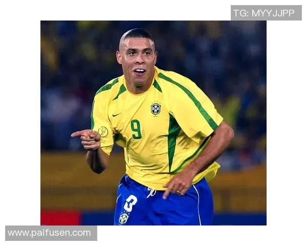 历史五十大足球巨星排名揭晓传奇球员一览尽显荣耀与成就